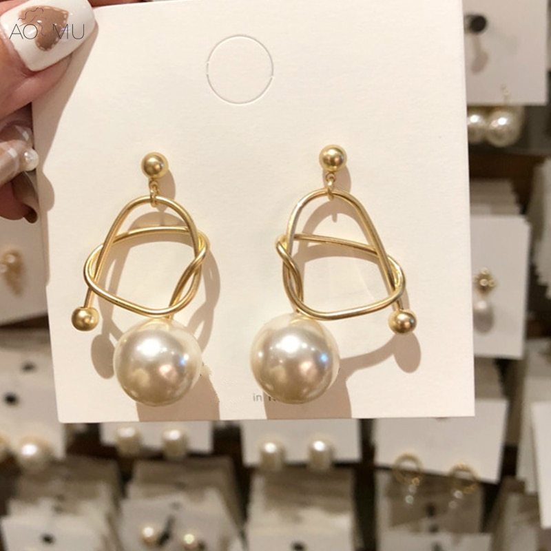 winding pearl earrings